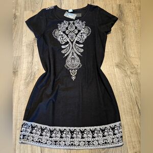 🆕️ VENUS New w/ Tags Black Beaded Dress - Size M. Gorgeous detail Black midi